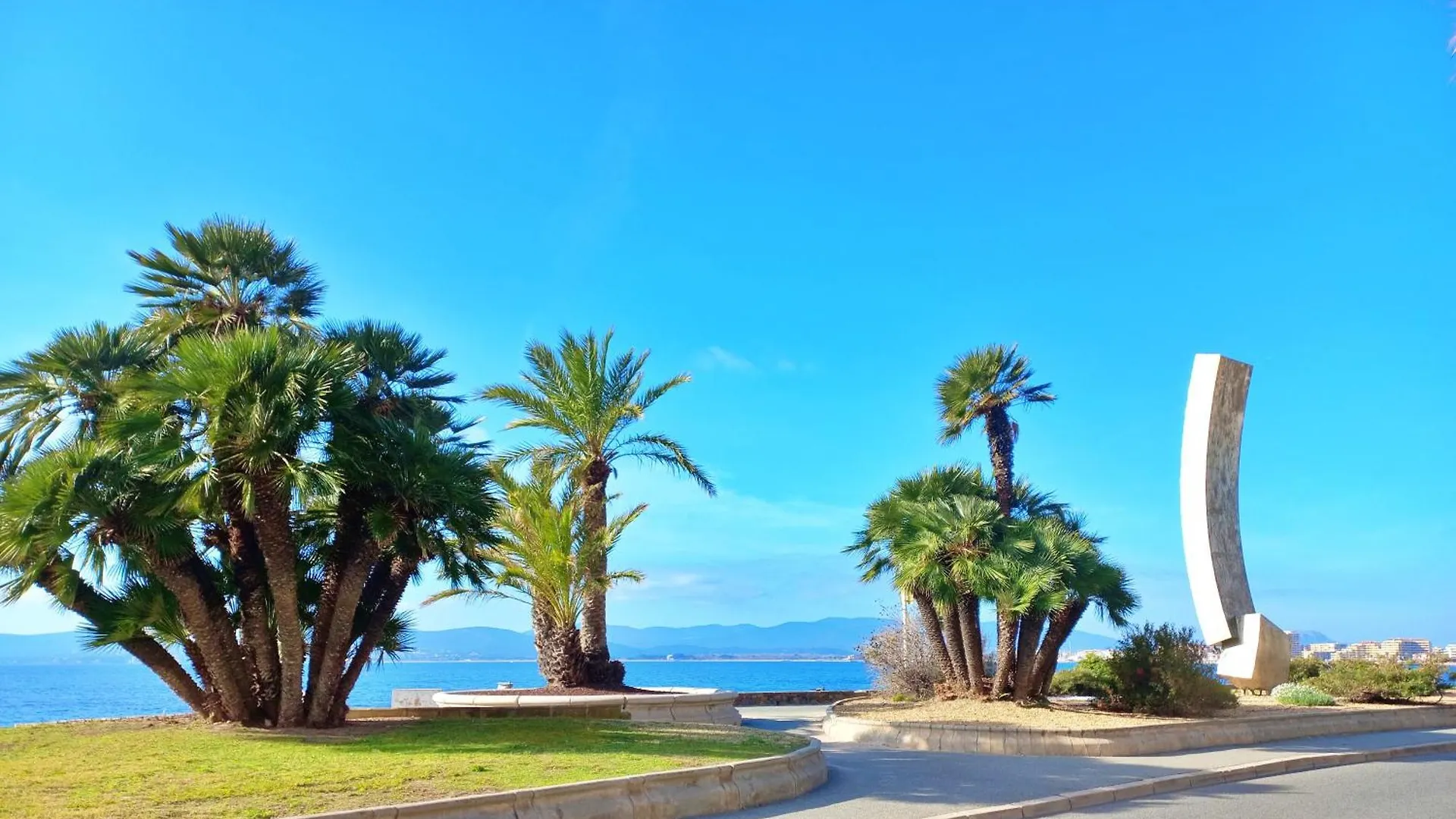 Plage A 700M : Cocon Paisible Saint-Raphaël 0*,